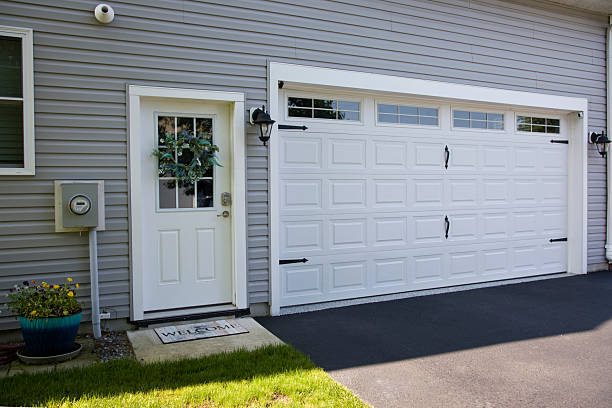 24/7 Emergency Garage Door Roller Replacement experts in Newark, AR